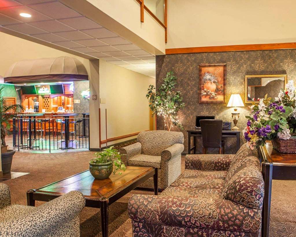 Quality Inn & Suites Hannibal Interior photo